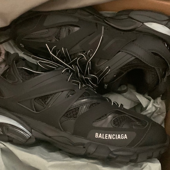 Garnet Furniture Size 43 Balenciaga Triple S Black Track Leds